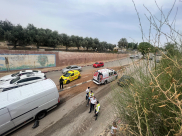  اصابة طفيفة لسائق شاحنة بحادث طرق ذاتي في اللد